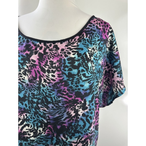 Torrid Animal Print Short Sleeved Top Multi Colored Plus Size 2 18/20 2X HW492 - Picture 7 of 16